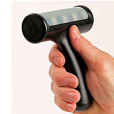 Wireless probe for easy scanning at a distance from the console 